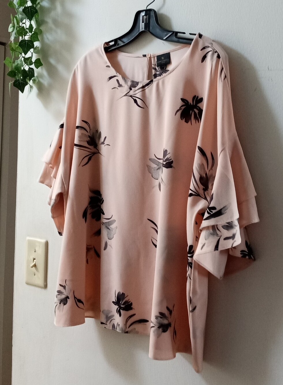 Worthington Blush Pink Floral Ruffle Sleeve Tunic